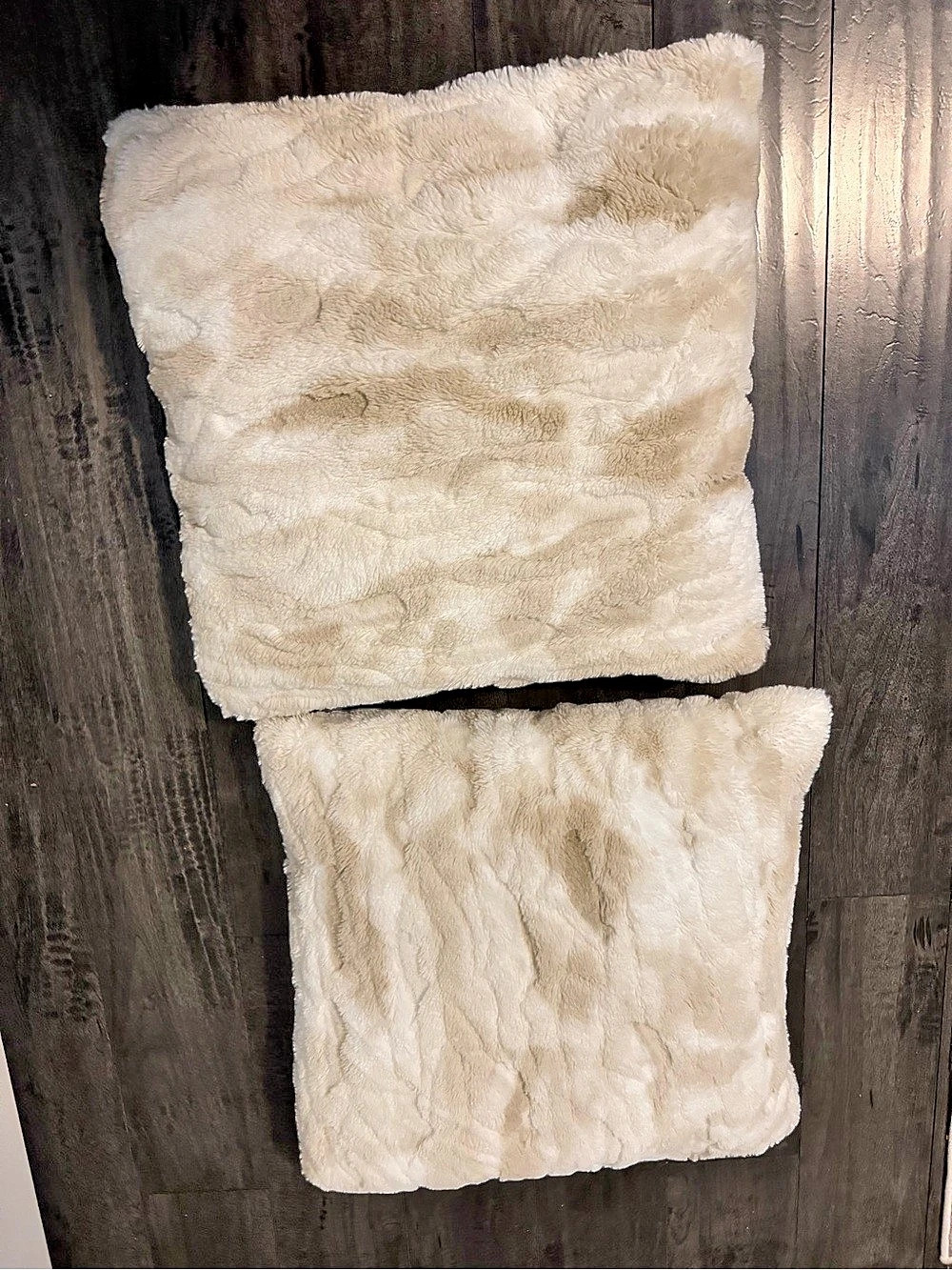 Cream Faux Fur Throw Blanket Set